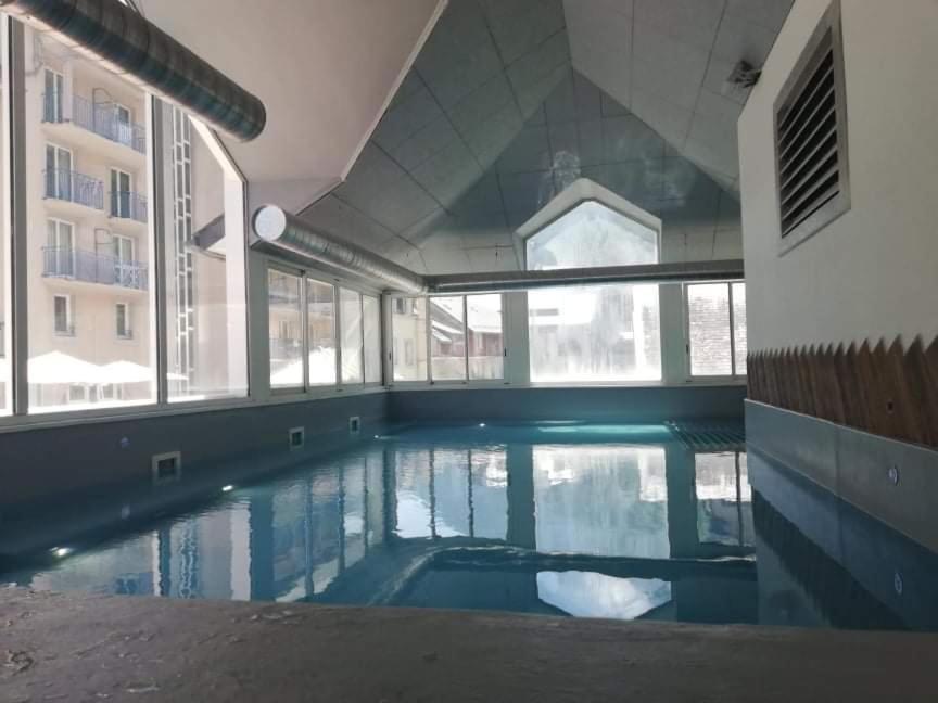 Appartement privé dans résidence Balnéo Aladin Cauterets Exterior foto